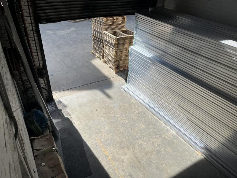 To Let Commercial Property for Rent in Montague Gardens Western Cape